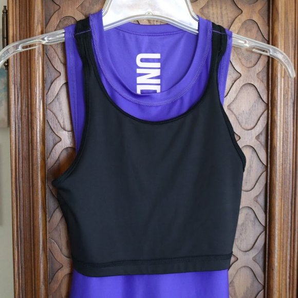 SOLD Under Armour Heat Gear 2-in-1 Muscle Tank Style #1298832 - Picture 10 of 15